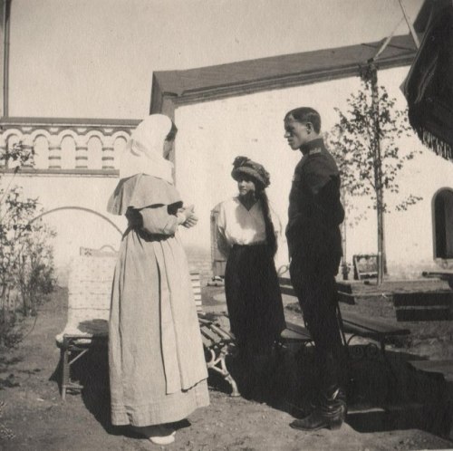 otmacamera:Grand Duchess Anastasia Nikolaevna in Feodorovsky Gorodok, 1916