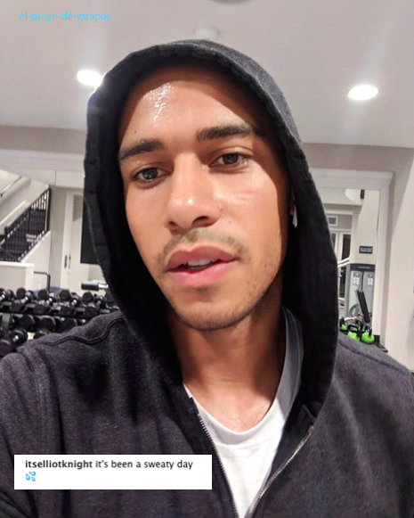 Elliot Knight  adult photos