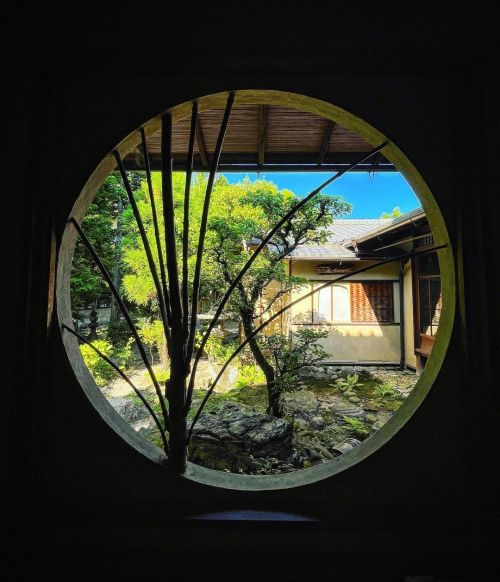 蘆花浅水荘（記恩寺）庭園 / Rokasensuiso (Kionji Temple) Garden, Otsu, Shiga ② 滋賀県大津市の国指定重要文化財『蘆花浅水荘』の庭園が素敵…！ 今週末