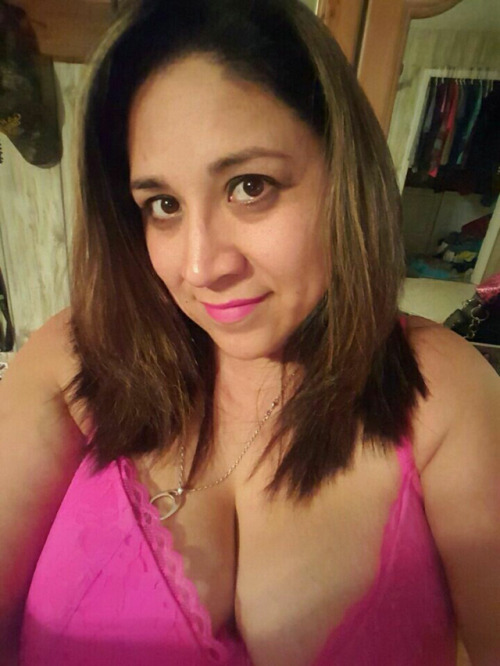 thicktexashotties:  My hotwife Angel San Antonio TXThanks for the submission 