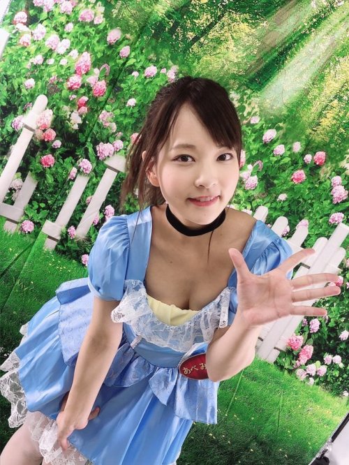 未知書房 小田部店さんのツイート: &ldquo;先日イベントを行わせていただいた あべみかこさんのサイン入チェキ、ピーターズMAX最新作への特典添付開始いたしました。 イベントの模様をブログ