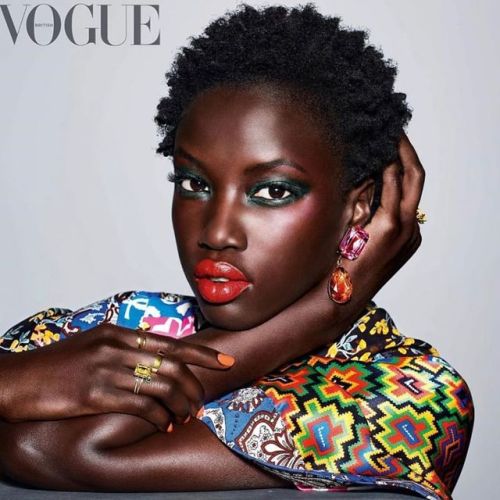 apif:How exciting! @esteelauder cooperated with Nigerian designer @duro.olowu on this makeup collect