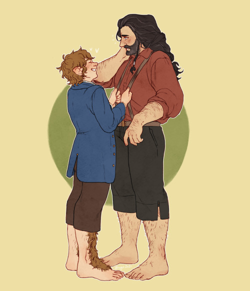 ooowyn:Bilbo is a proud Hobbit who dresses his king to help him fit in 