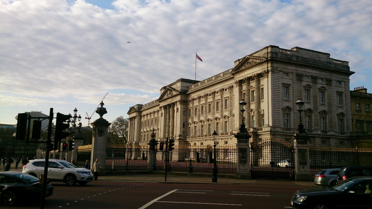 Buckingham Palace. 