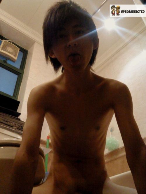 lunemo: editorspecs:  www.specsaddicted.com  #hkgay