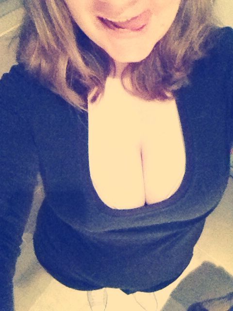 weerwolfje: Barely legal Dutch cock sucking slut. Really tight pussy!