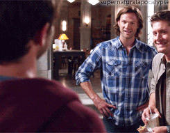 supernaturalapocalypse:  Actual Scene vs. Gag Reel - Season 9 