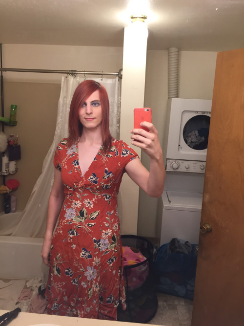 yes-sadie100:  Are you ready to unleash the gurl within? Sign up for my free feminization program and get a free self hypnosis MP3. http://ift.tt/1MtXptq
