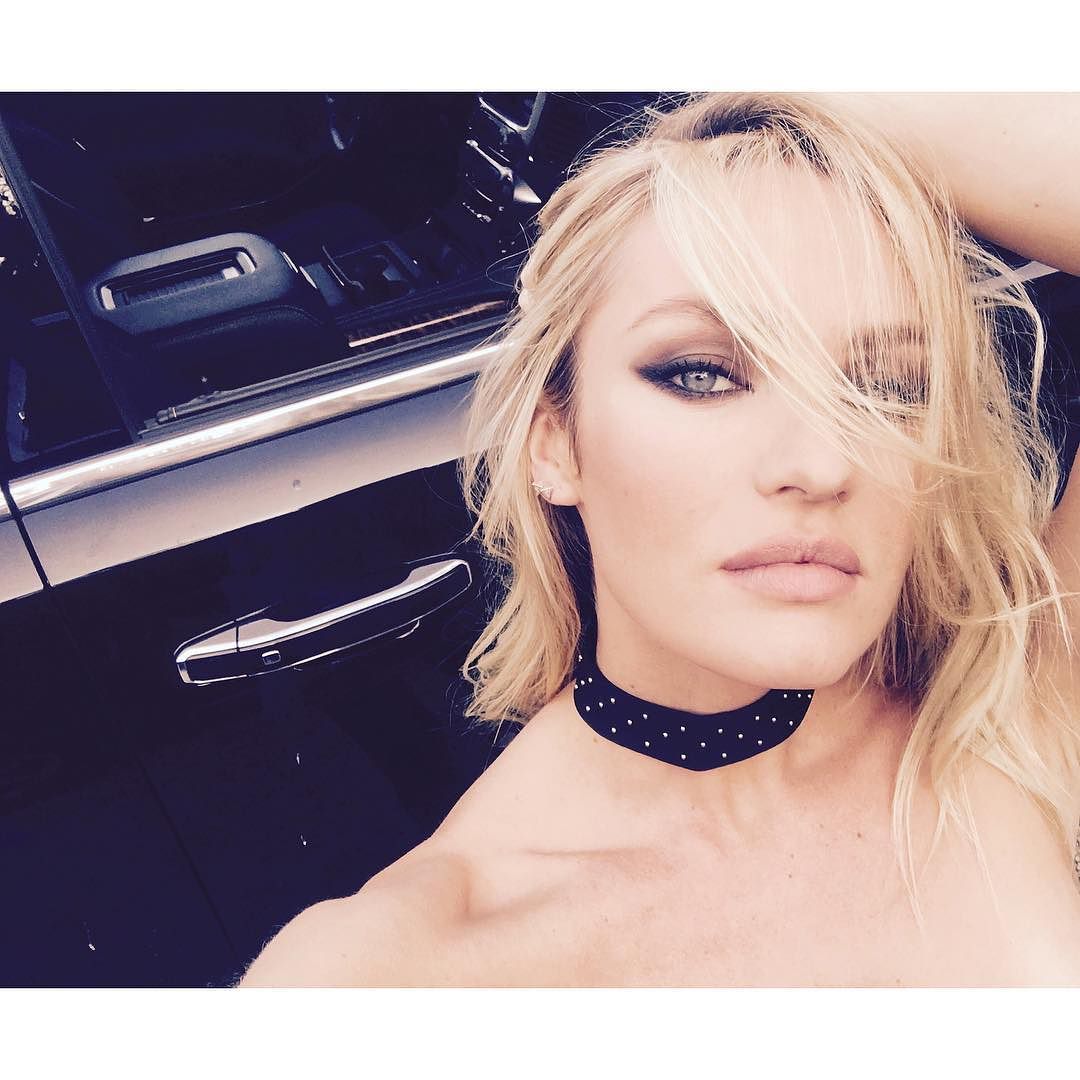 @fulviafarolfi you rock my world.💙Choker by my girl @magdalenafrackowiakjewelry