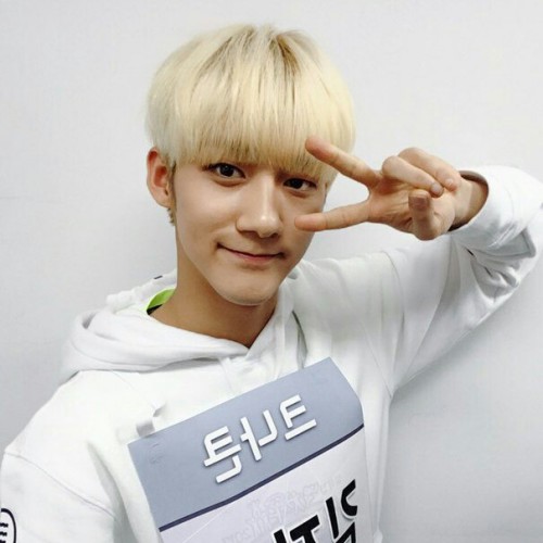 ♡jihun icons♡ like/reblog if u use~