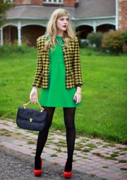 fashion-tights:  Tweed Blazer 