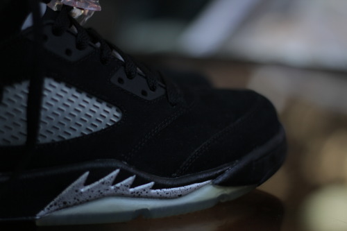 For Sale: Air Jordan 5 Retro “Black Varsity"  Year of Release: 2011 Size: 10.5 Style #136