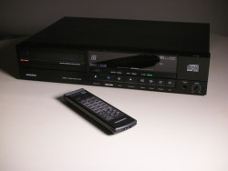 playroom:  Vintage Magnavox CDB-650 CD Player,