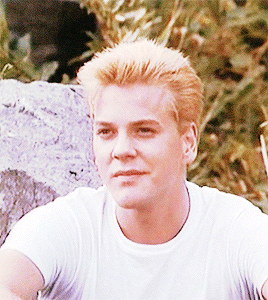 Fuck! I Can’t Handle This... Like Young Kiefer Or Older Kiefer He Sexy As Hell! 😍 I Been In Love
