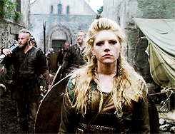 bethwoodvilles:Lagertha week || day two - favourite quote“You couldn’t kill me if you tried for a hu