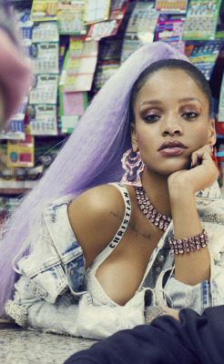 hellyeahrihannafenty:  Rihanna for Paper Magazine.