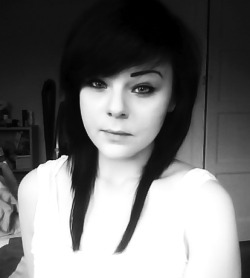 realistic-choice:  realistic-choice:  Here guys, new face picture, crappy webcam quality xo Note: My eyes are that bright because I was stood infront of a window :’)  For anon x 