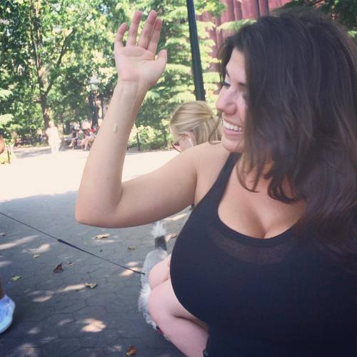 internet-bewbs:  Busty girl with big boobs  Follow Internet Boobs for your daily dose of boobsEven more tasty breasts over here