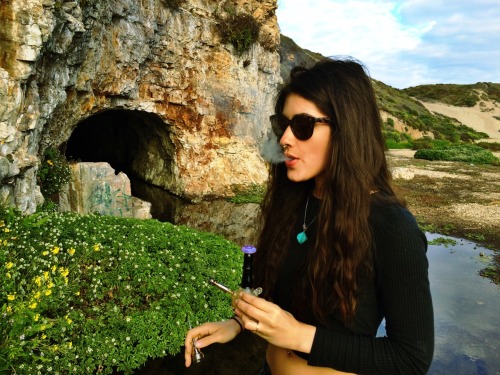 barealis:  💕🌿💫exploring a badass cave in a magical cove🌙🌵🌸 Santa Cruz, CA✨👽💨