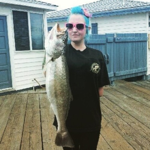 A good fight! 28inch #corvina #socal #sdfish #sdfishing #girlsthatfish #bluehair #onearm