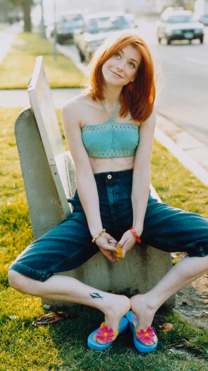 thejennifers:  I never thought Alyson got the sexy label enough.