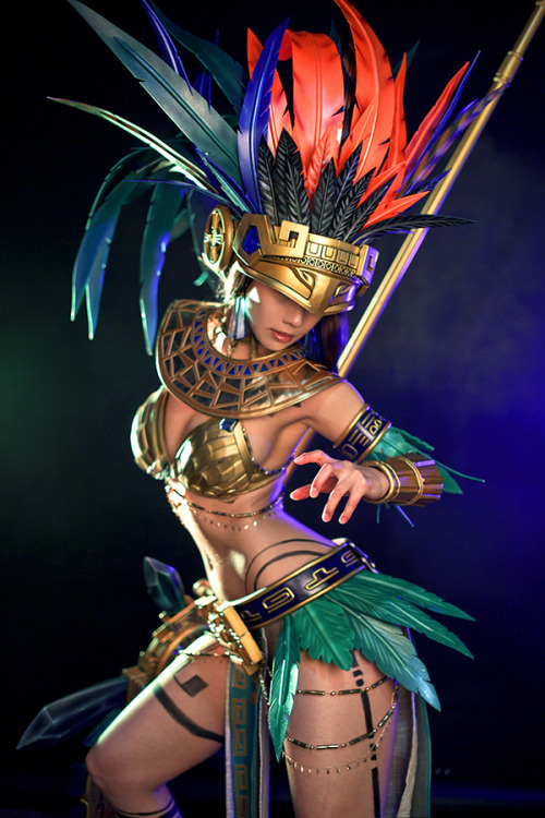 cosplayandanimes:   Mia -  Civilization Onlinesource
