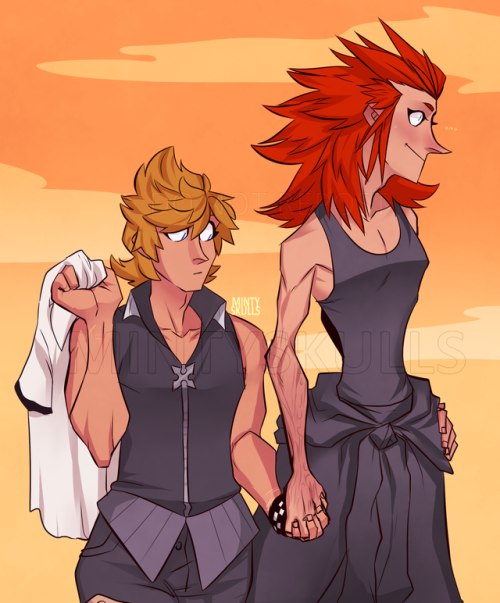 mintyskulls:  It was almost 70 degrees (F) today, so much for gradually getting cooler over the weekSo any way have some first-time-without-the-gloves hand-holdingDo not repost or use anywhere without proper credit. Asked permission is preferred.