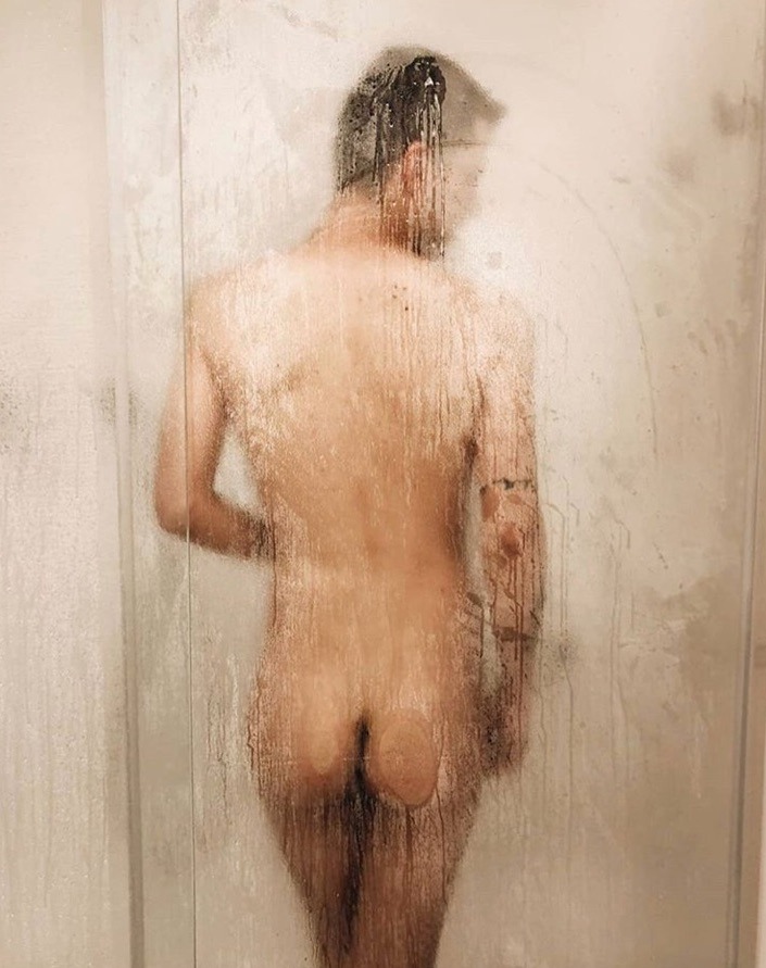 Julen HernándezYouTube: https://www.youtube.com/user/HolaJulen/videosInstagram: https://www.instagram.com/holajulen/