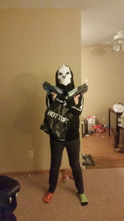 My Halloween costume is budget hot topic Reaper!