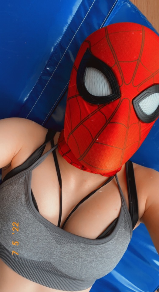 littlecutiexox:Your friendly neighbourhood spider-whore 🕸