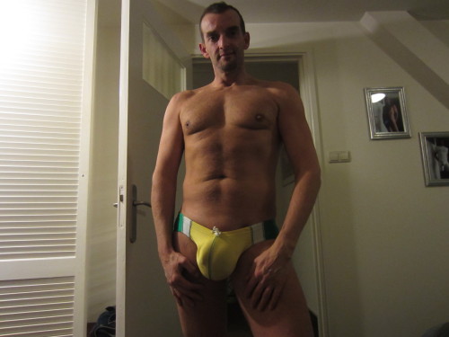 tax71ass:  N2N Bodywear   Handsome sexy man and with an eye catching bulge - WOOF
