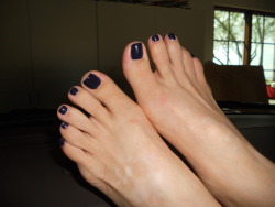 I Really Think Thatâ My Toes Lookâ Really, Really Look Good Here (This Photo