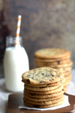 foody-goody:  MAKING THE PERFECT CHOCOLATE CHIP COOKIE (Erren’s Kitchen)