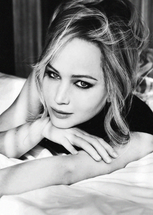 jenniferlawrencedaily:  Jennifer Lawrence photographed by Ellen Von Unwerth for Vanity