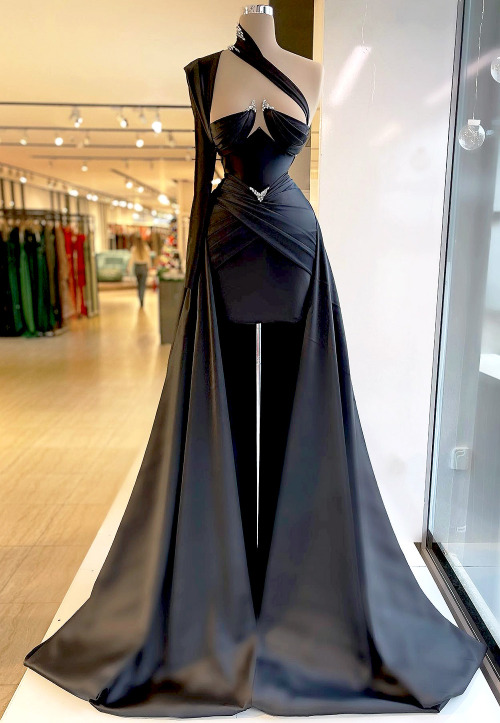 Favourite Designs: Minna ‘Black’ Haute Couture Gowns(Warning: Even though the garments are gorgeous 