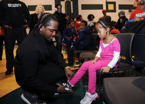 menifee901:  theblackamericanprincess:  sancophaleague:  Pusha T recently gave away free sneakers to Black children in his hometown. SanCopha Salute to the rap artist for giving back to the community.  Post by @KingKwajo  But they never talk bout the