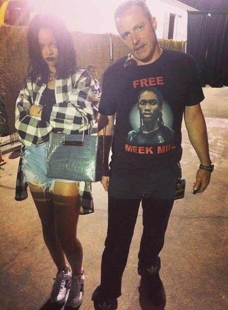 goldenxpvssy:  goldgrill:  Free meek  can i just have rihanna’s wardrobe &lt;3