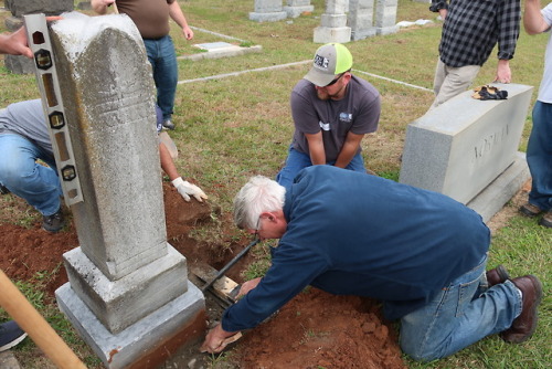 Pictures from the Cemetery Preservation Workshop that I just taught in Mooresville, NC. The weather 