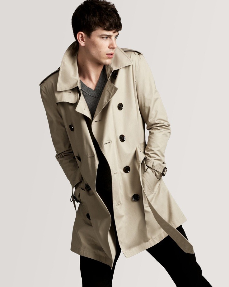 maninpink:  Burberry trench coat