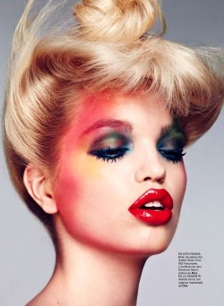 mcqueenveins:   Daphne Groeneveld for Harper’s