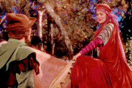 hamiltonhell:Olivia De Havilland’s costumes as Maid Marian in The Adventures of Robin Hood (1938)