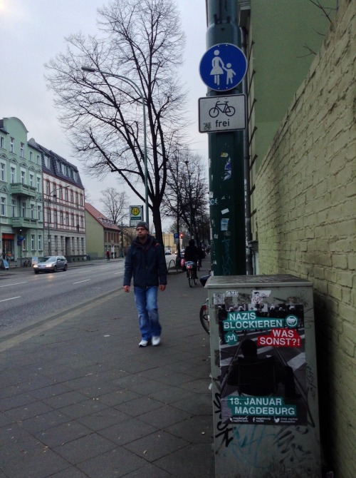 freiheitsboot:  wirddochnichtsoschlimmsein:  Nazis Blockieren Was Sonst ?   allen die morgen in magdeburg sind viel erfolg. kein fußbreit den faschist*innen! kommt bitte wieder heile nach hause <3  werden wir <3 :) 