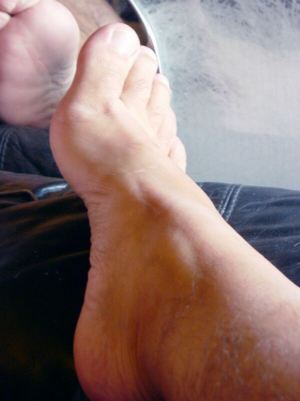 hairybarefootmen:  achillesheelart:  Remember TC? This guy was one of my favorites