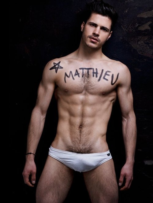 malebodyperfection:  Matthieu Charneau 