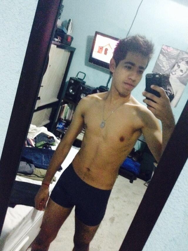 betomartinez:  Thanks Jorge!  Very sexy pics.  Please send more.   Beto’s Corner