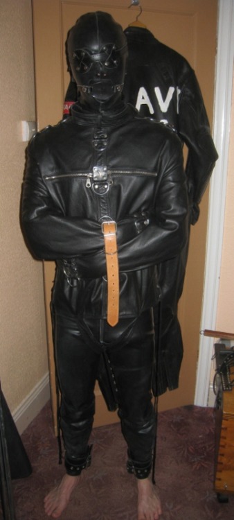 northernleather:A gimp restrained adult photos