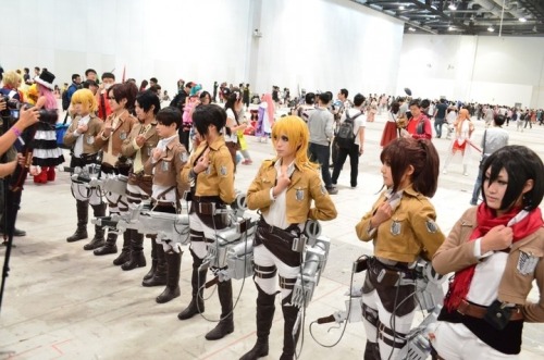 cosplayando:  more Shingeki no Kyoujin cosplay