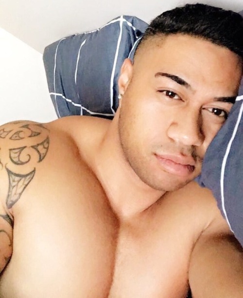 digbyioane: follow for more island guys