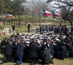 titovka-and-bergmutzen:  The graveside as Chris Kyle was laid to rest. Rest easy, Devil of Ramadi. You will be honored and remembered forever. 