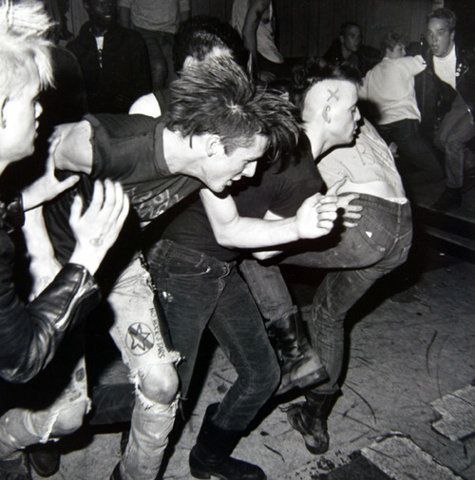 punkoihardcorelyrics:  get in the pit!punk-lyrics.com
